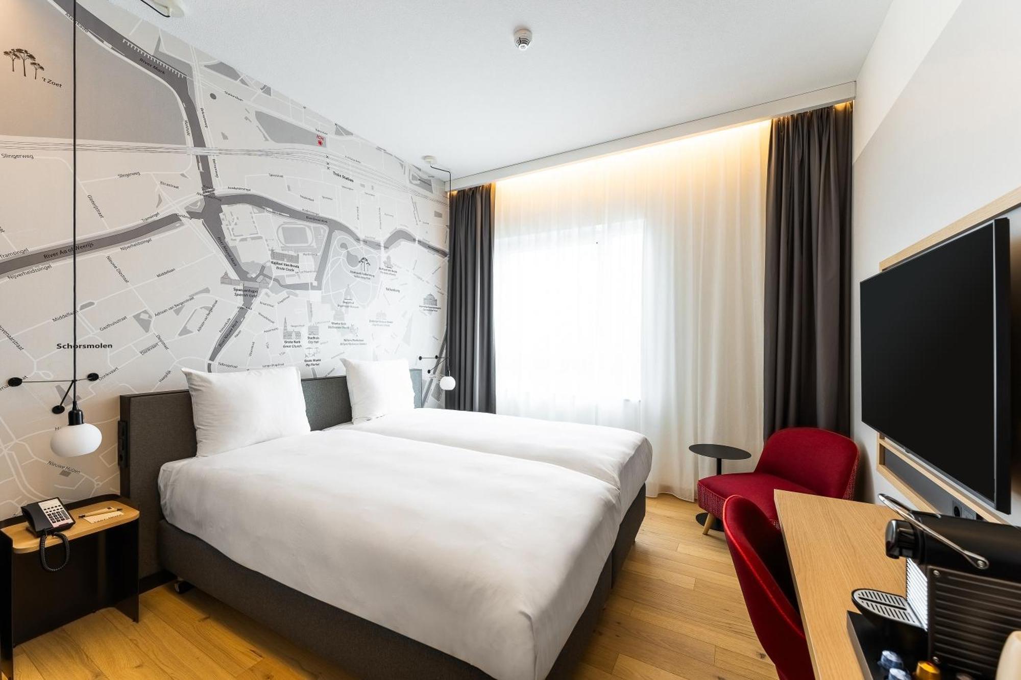 Intercityhotel بريدا المظهر الخارجي الصورة