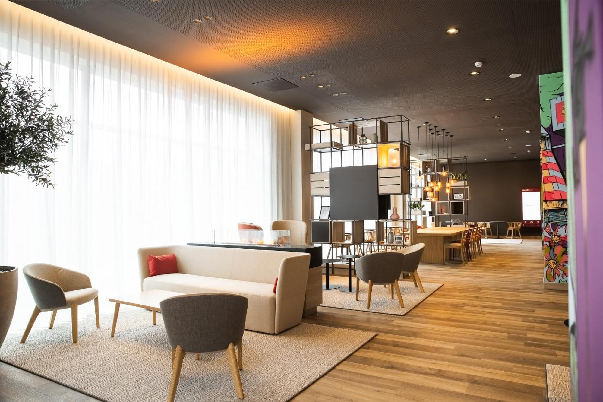 Intercityhotel بريدا المظهر الخارجي الصورة