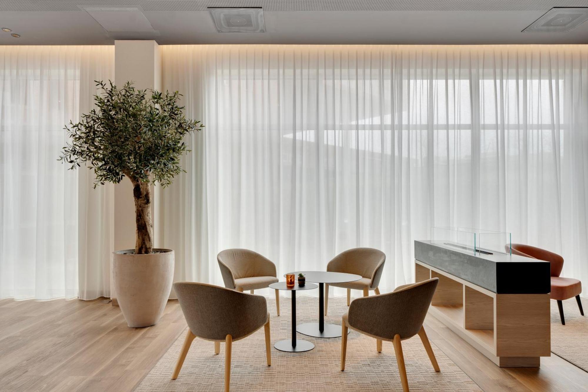 Intercityhotel بريدا المظهر الخارجي الصورة